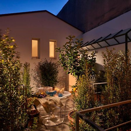 Right House - Indipendent In Characteristic Marina District Apartment Cagliari Exterior photo