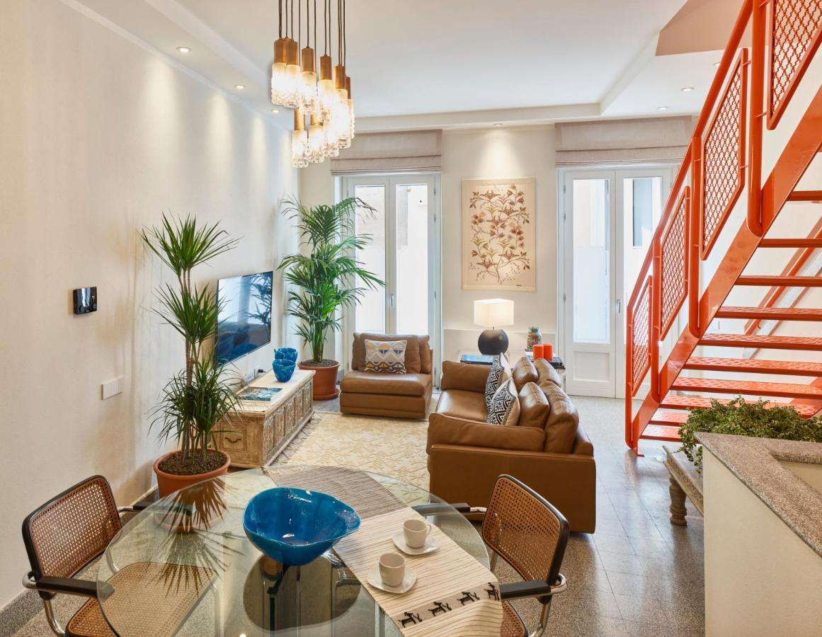 Right House - Indipendent In Characteristic Marina District Apartment Cagliari Exterior photo